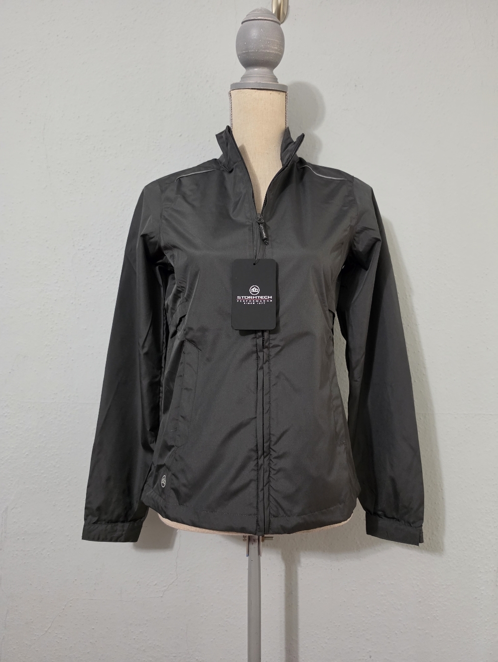 Stormtech Performance Windbreaker Rain Jacket NWT XS